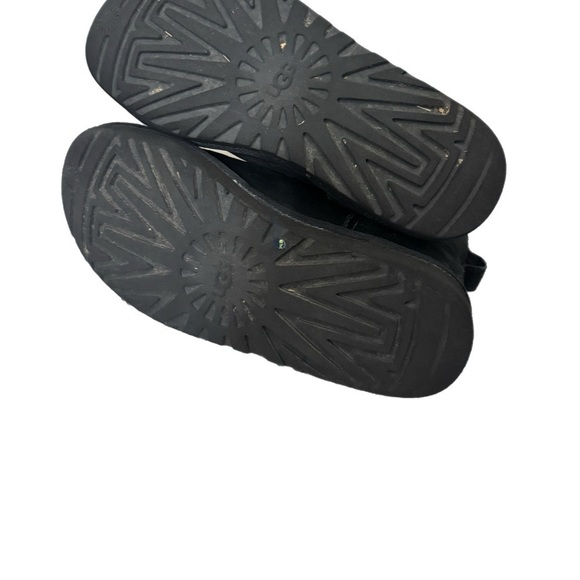 UGG Classic Black Suede Booties - Picture 4 of 4